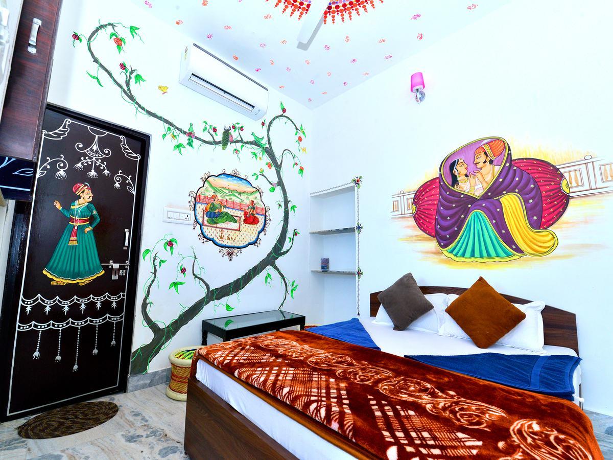 L G Guest House Джодхпур Номер фото