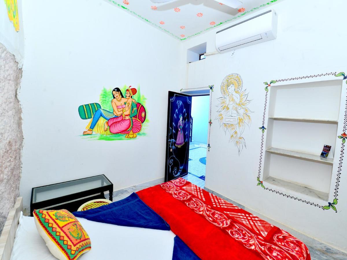 L G Guest House Джодхпур Номер фото