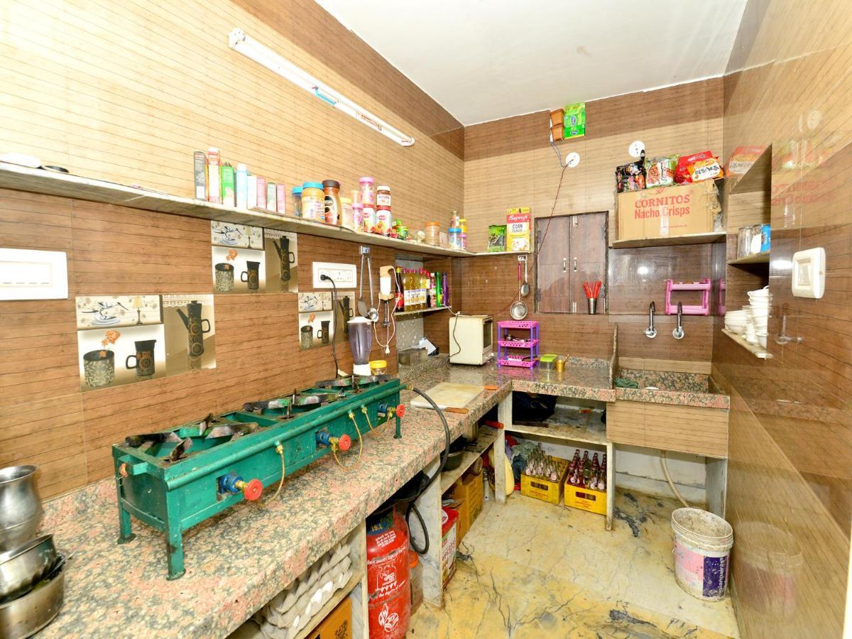 L G Guest House Джодхпур Номер фото