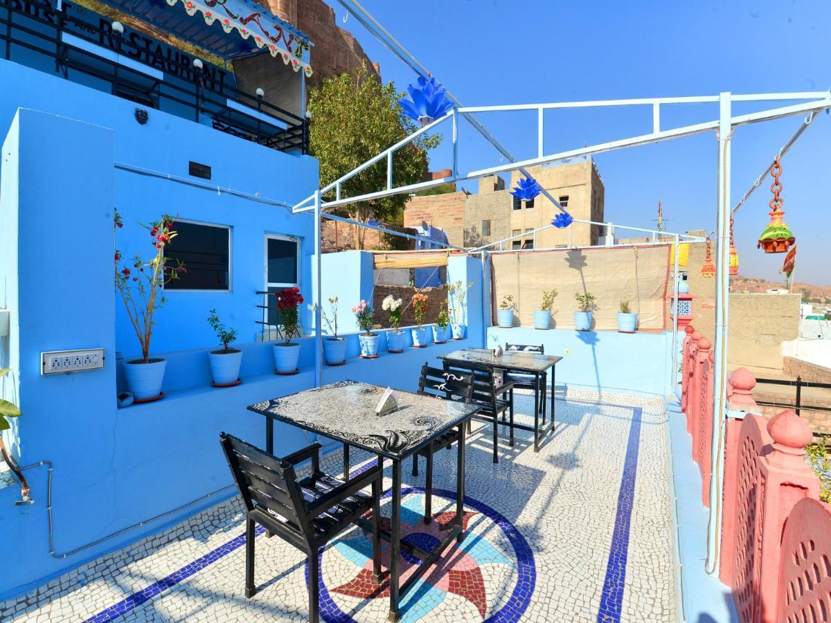 L G Guest House Джодхпур Номер фото
